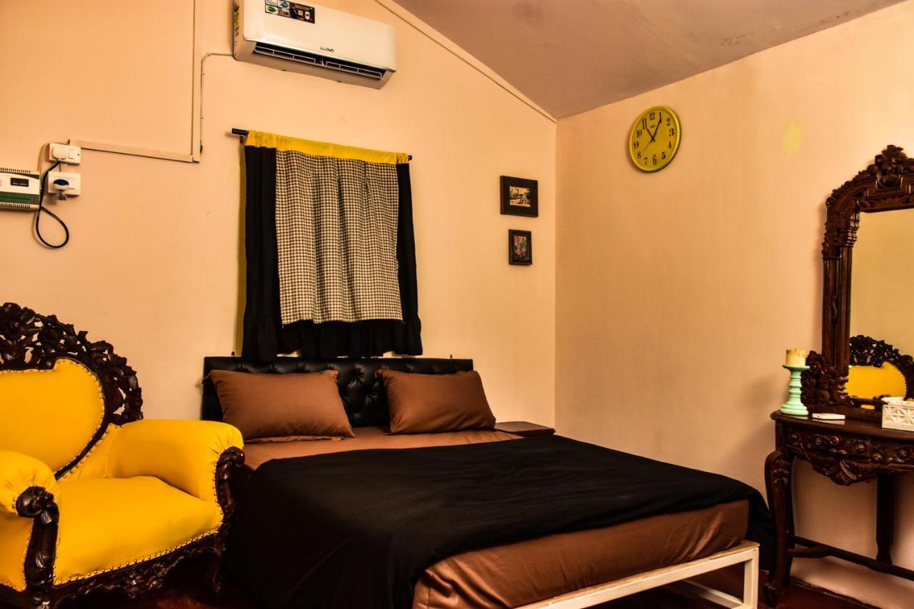 The Hosteller Goa, Anjuna Exterior photo